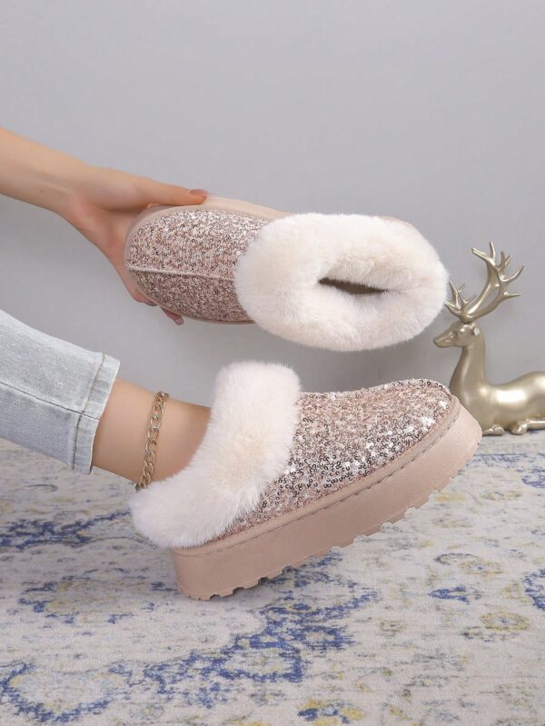 New Glitter Snow Boots For Women, Warm Short Boots, Fashionable Style, Thick Winter Shoes With Anti-Slip Outsole For Outdoor Use In Winters%010311